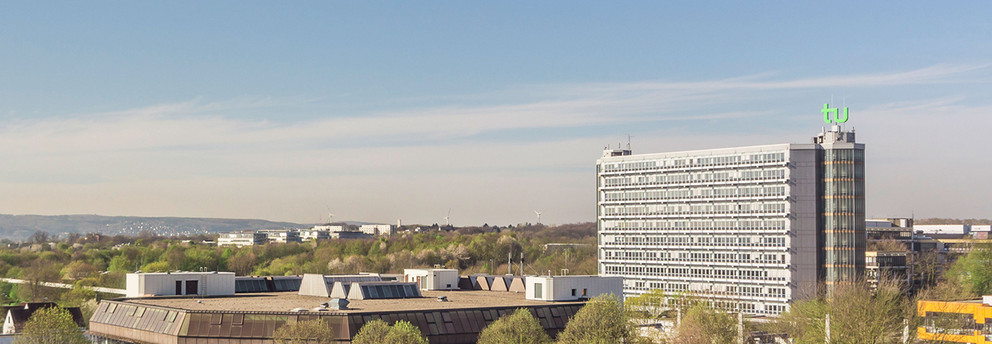 Panoramic view of the campus.